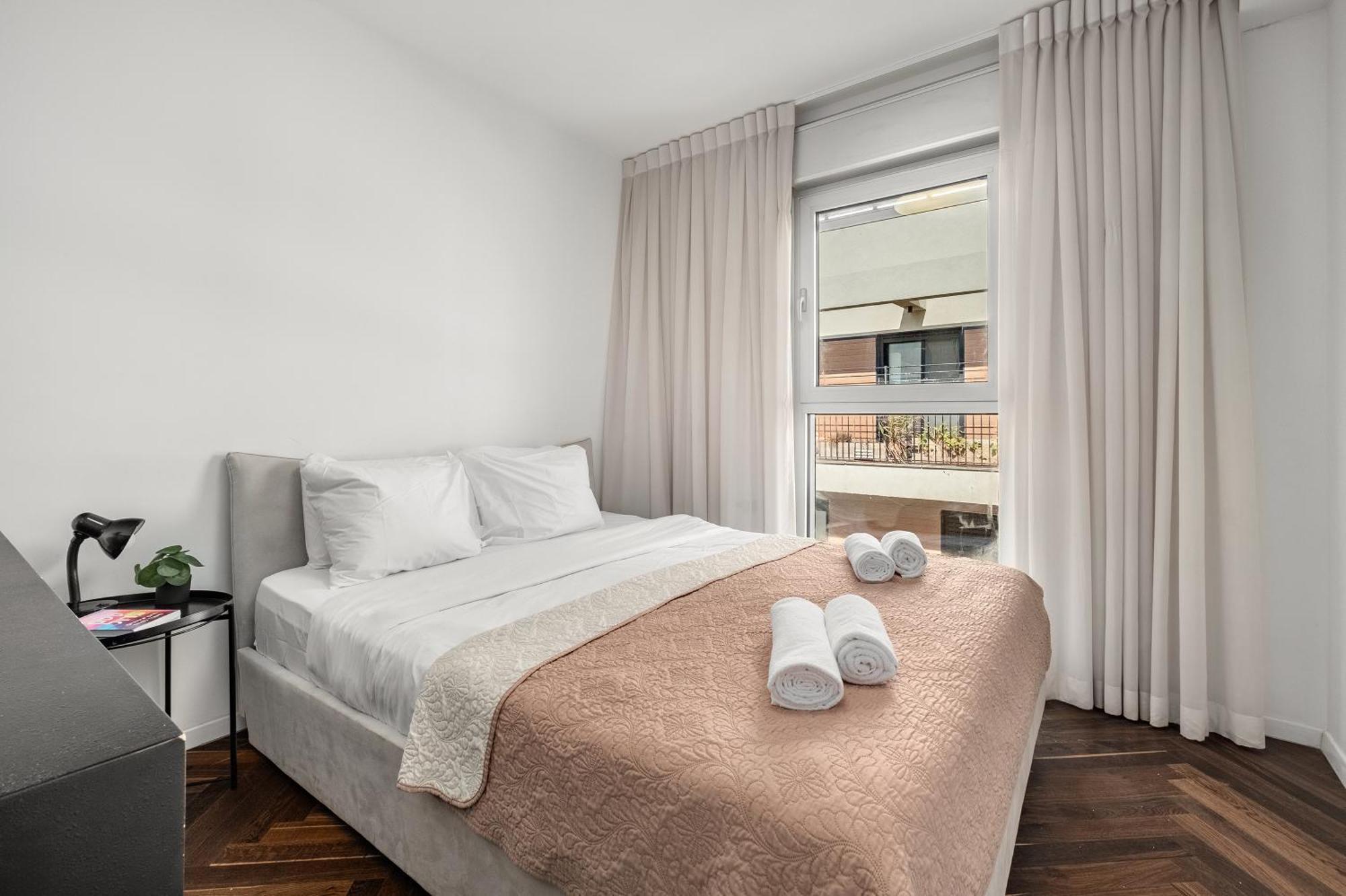 Penthouse 3Br + Roof Top + Parking - On The Beach Haifa Exterior photo